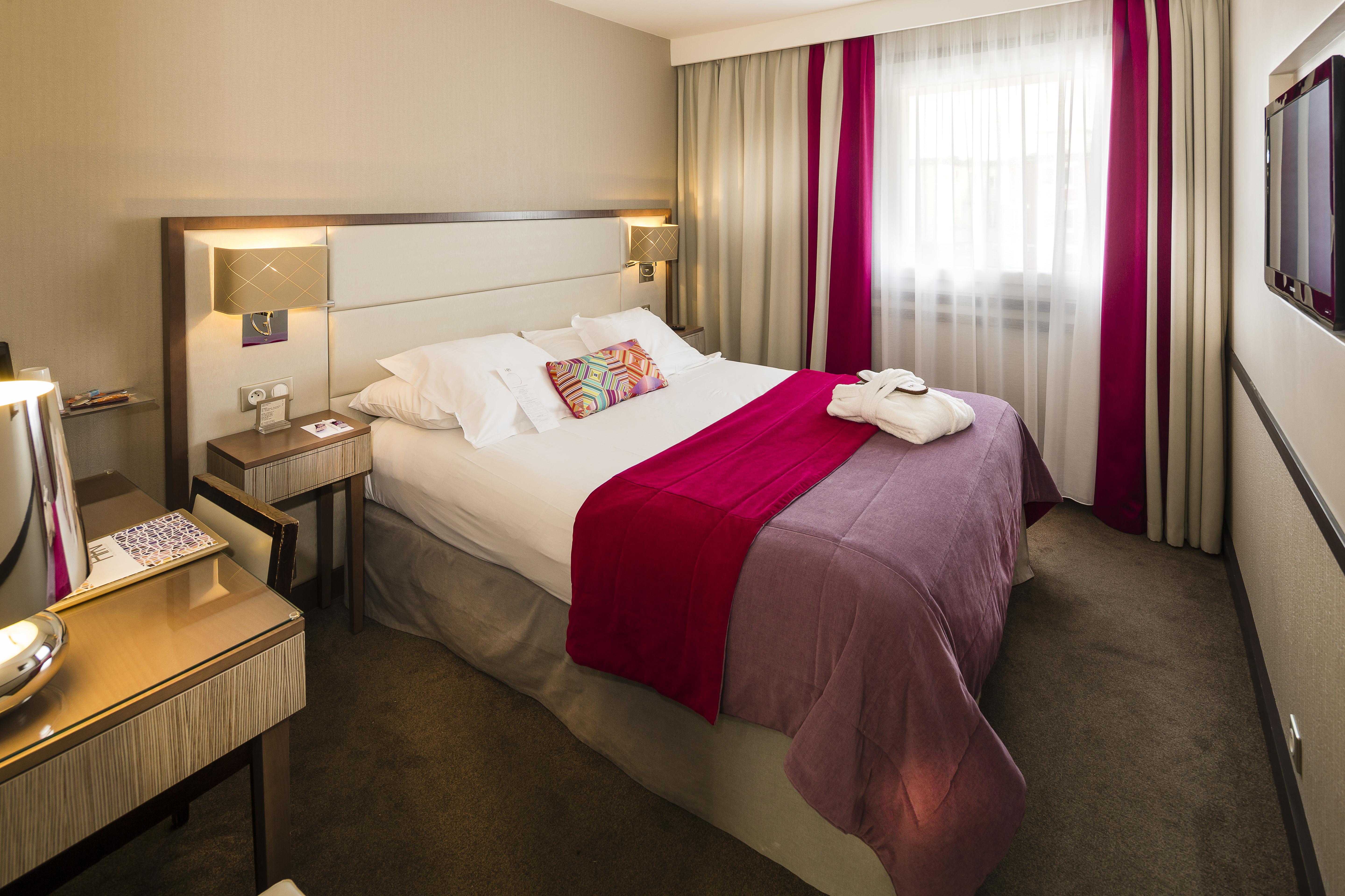 Hotel Paris Neuilly Exterior photo