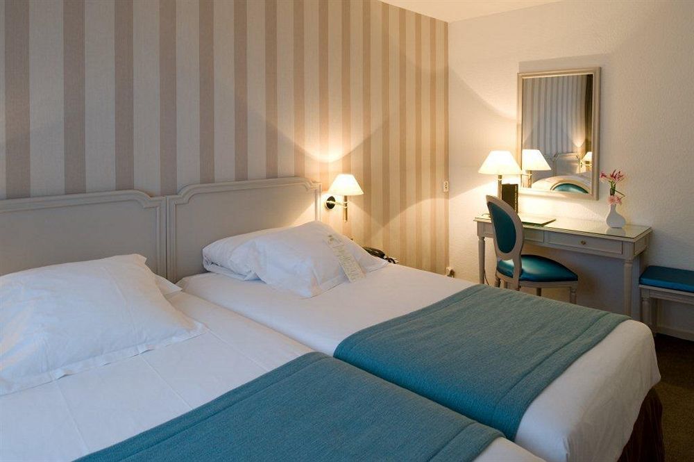 Hotel Paris Neuilly Exterior photo